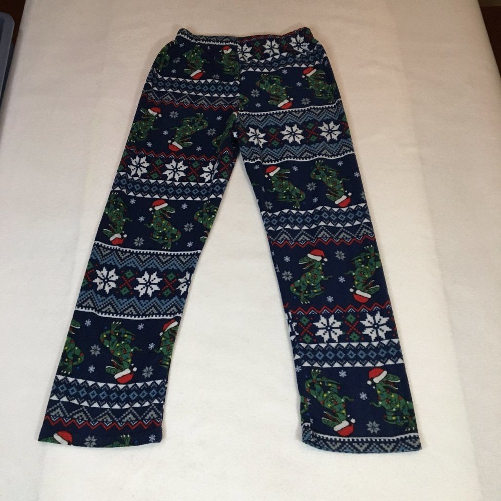 Pj's & Presents size 8/10 100% Polyester